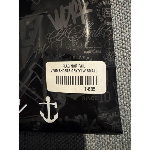 NWT Flag Nor Fail Vivid shorts gray yellow size small - Picture 3 of 8
